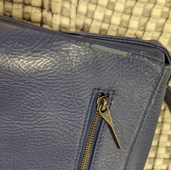 Matt and Nat Lesson Messenger Bag - Picture 5 of 6